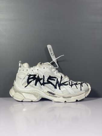 balenciga runner Gr*ffiti sneaker in white