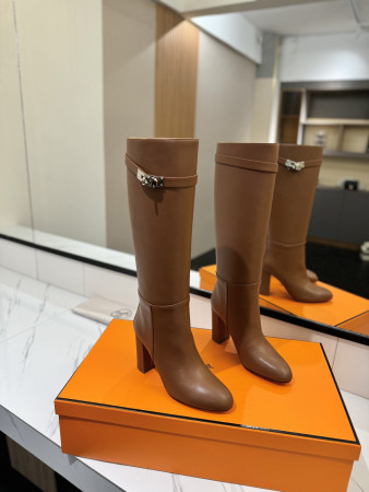 ua H**mes jumping boots (heel height 8.5cm)