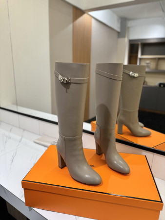 ua H**mes jumping boots (heel height 8.5cm)
