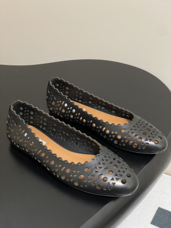 ua alaïa laser-cut leather ballet flats(cusT0mized size 7-10 days production time)