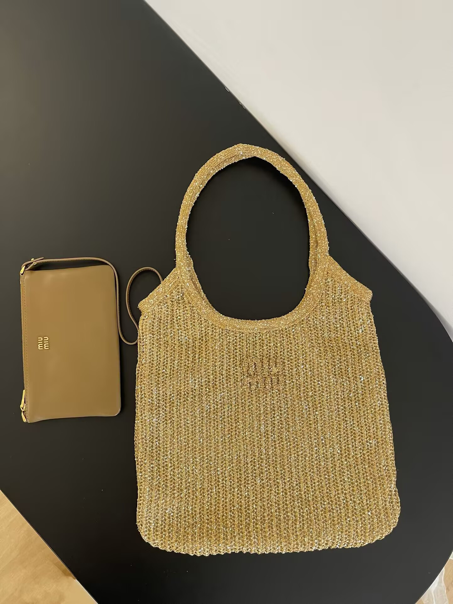 M1v M1v ivy sequin mesh bag 40x35cm