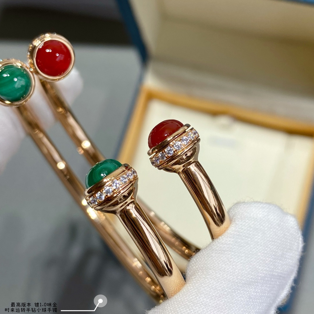 P1aget half-di*m*nd rotating ball bracelet