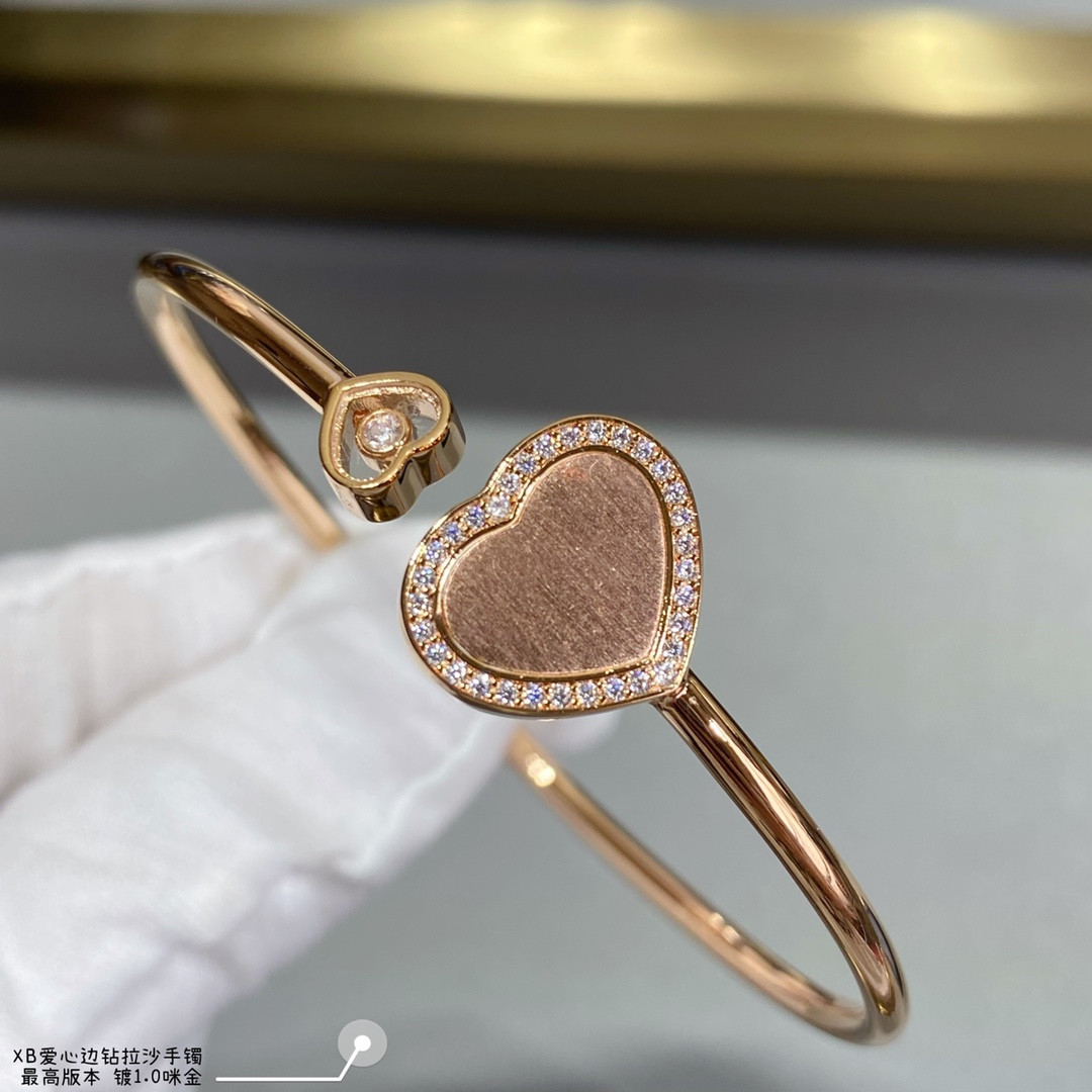 Ch0pard heart-shaped edge di*m*nd brushed bracelet