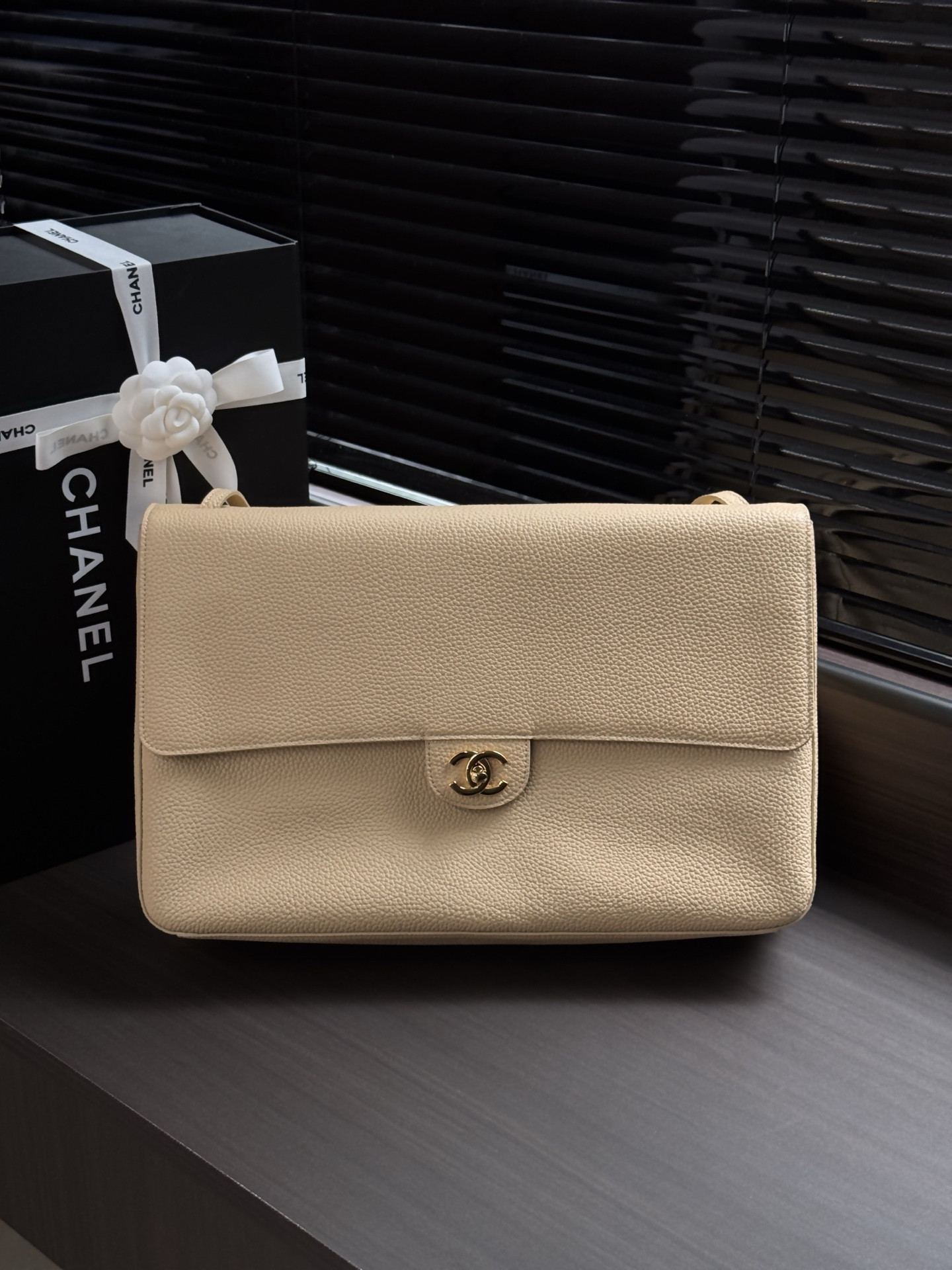 Ch*el maxi flap bag as6233 26x38.5x11cm