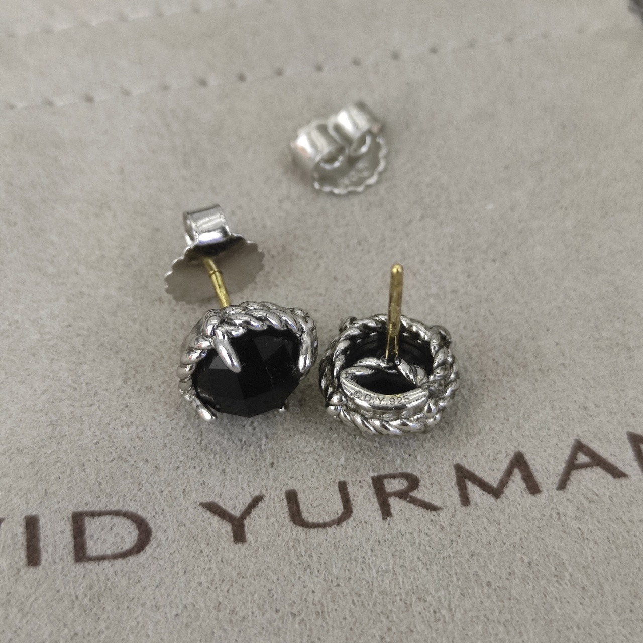 dau1d Yvrm*n four claw gem earrings(main stone 8mm)