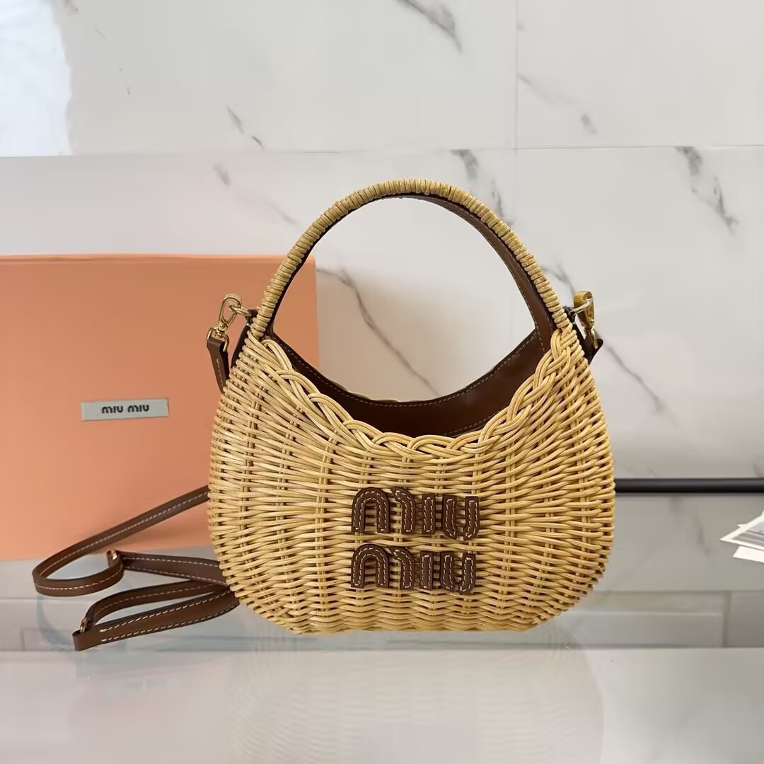 M1v M1v wander wicker handbag 20x17x6cm
