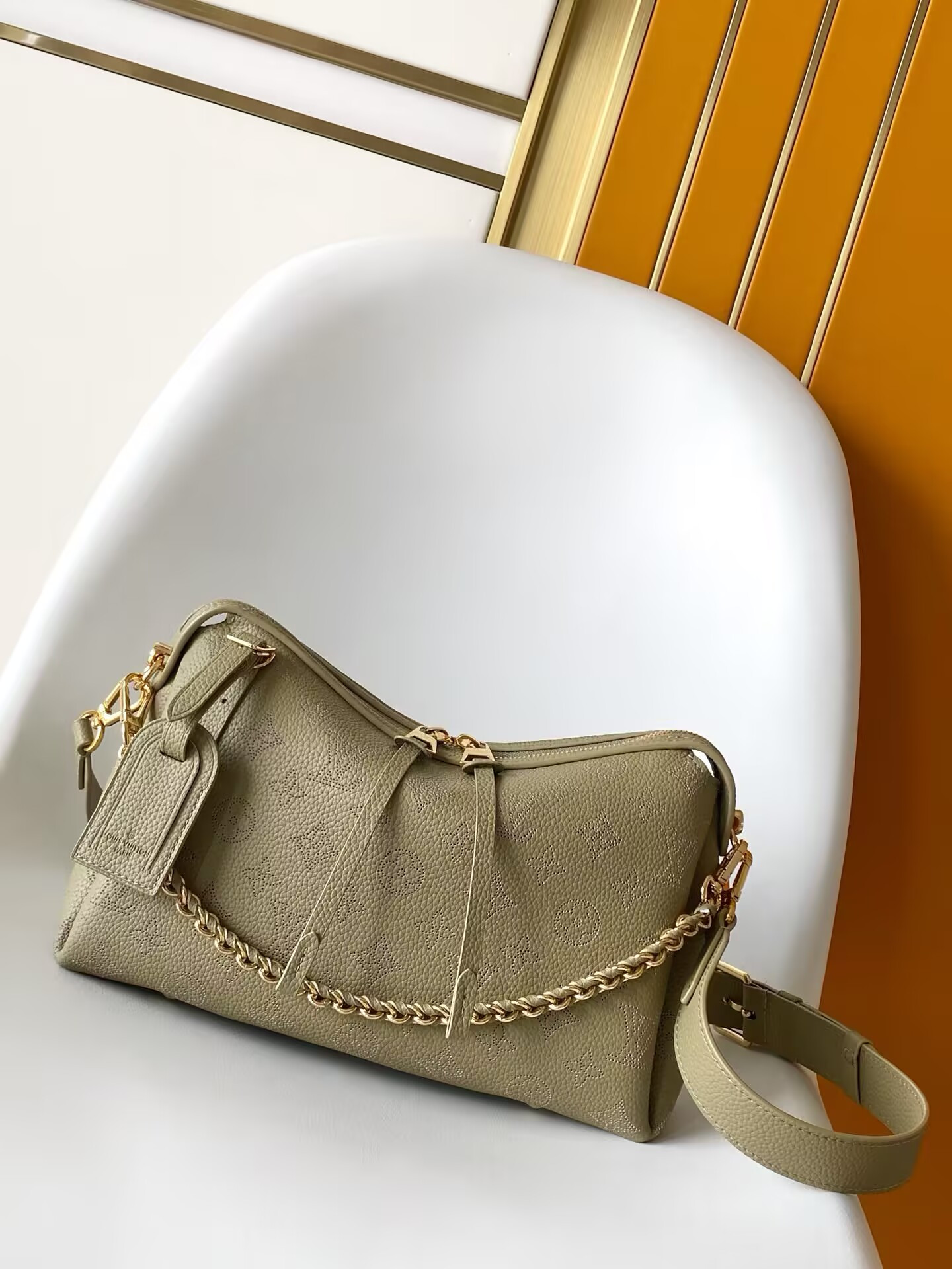 LV Hand It All PM M25904 29x18x13cm