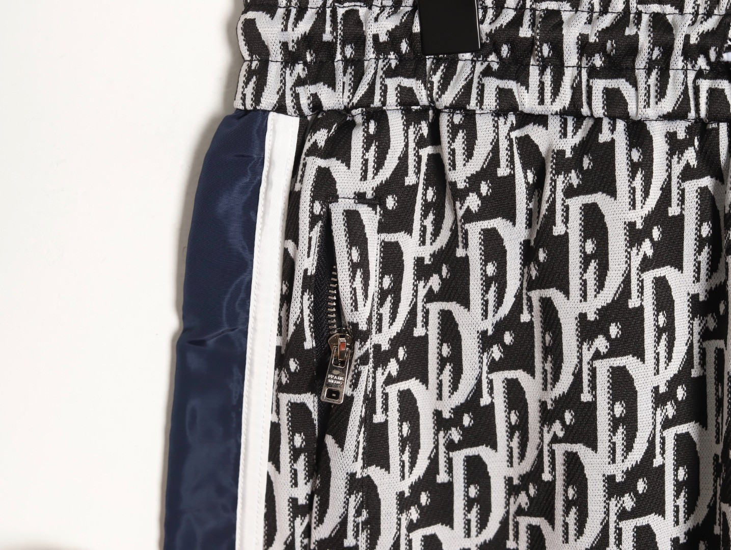 D*or 25ss shorts