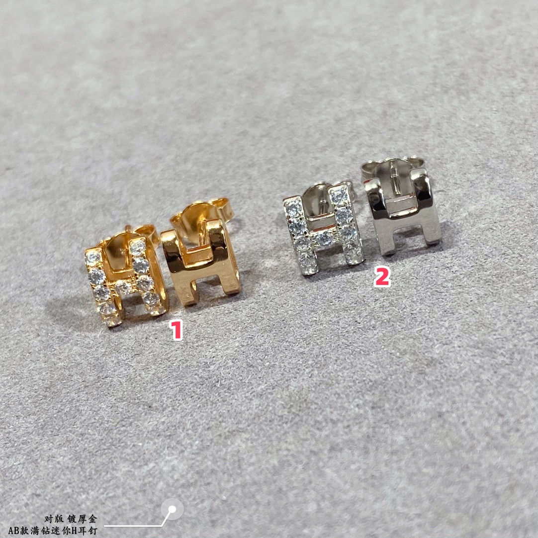 H**mes ab style fully di*m*nd-encrusted  h  stud earrings
