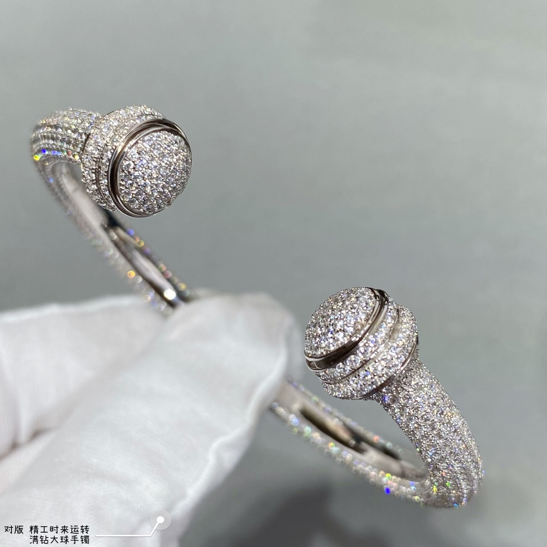 P1aget fully di*m*nd-encrusted large ball bracelet