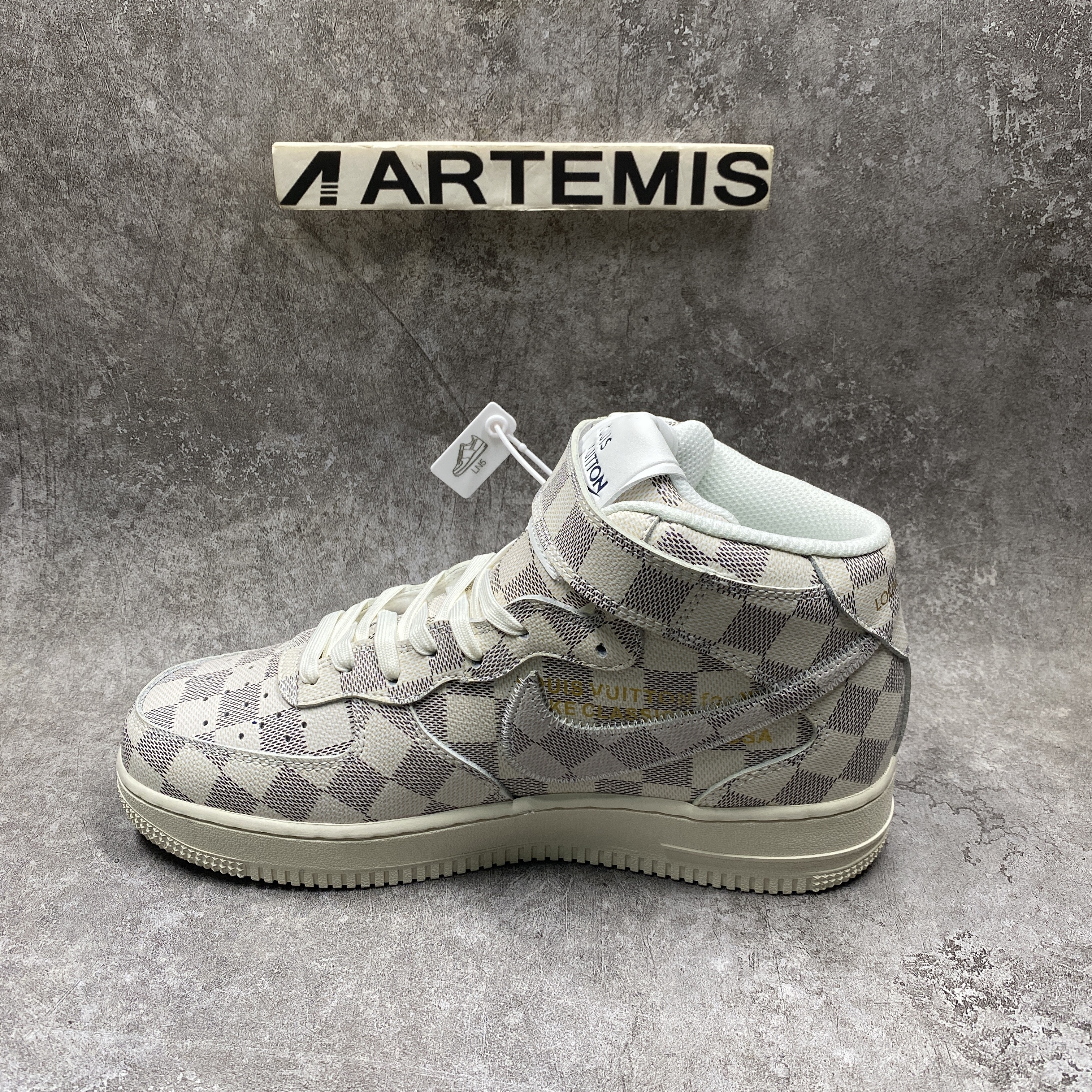 1v x nike air force 1 mid by virgil abloh Gr*ffiti
