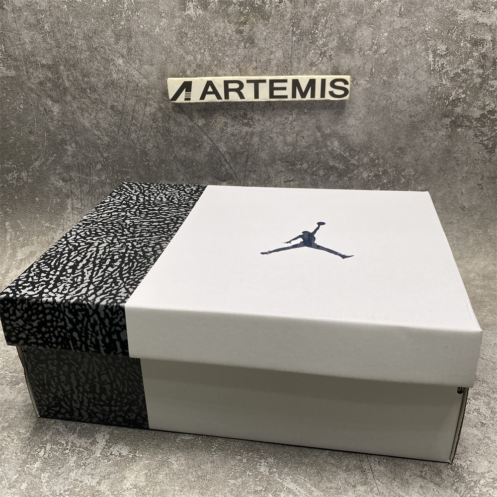 AIR JORDAN 3 RETRO 