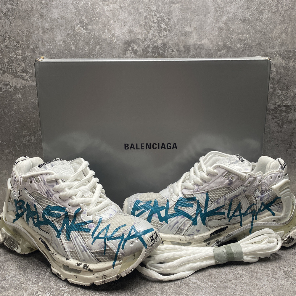 ua runner Gr*ffiti white blue runner Gr*ffiti white blue