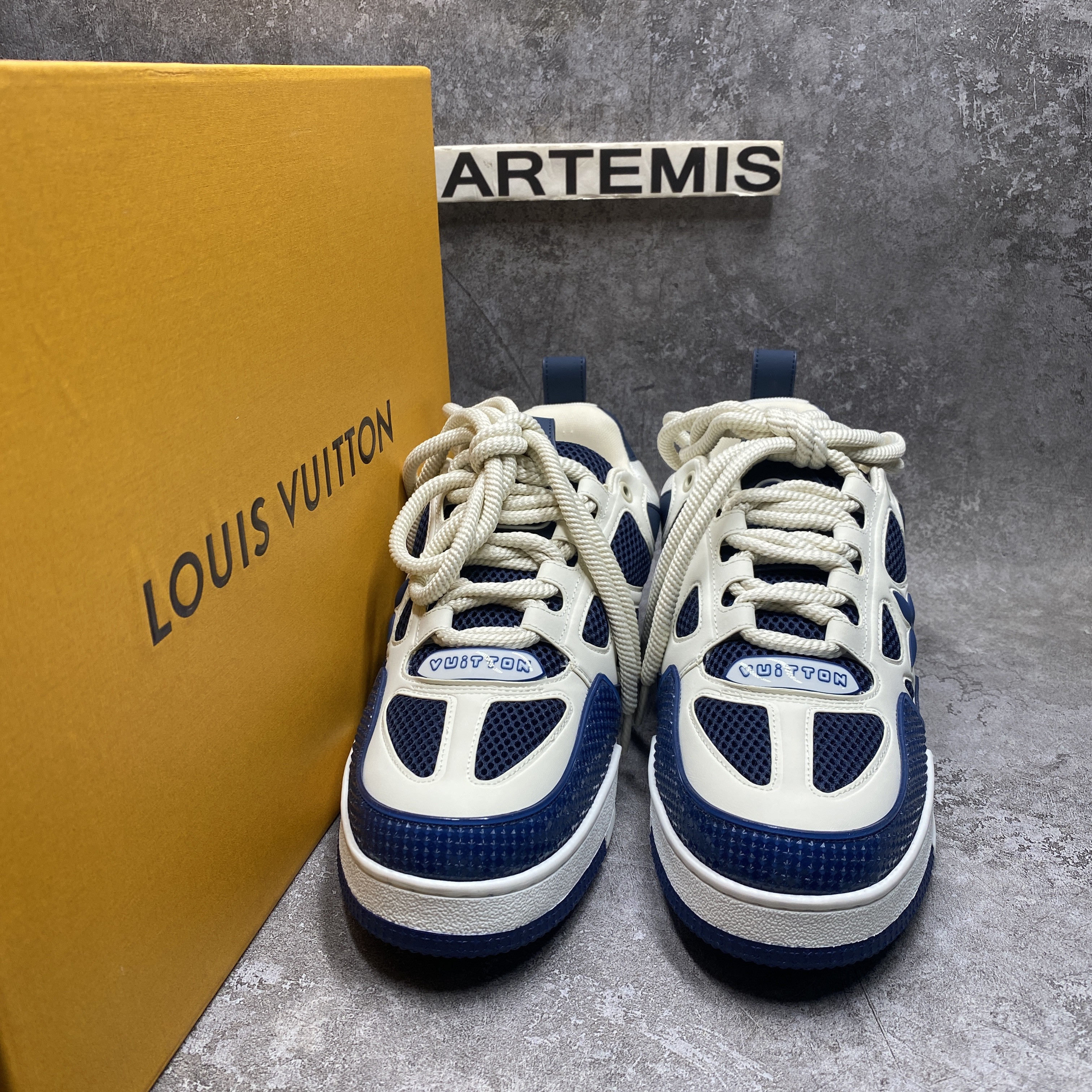 UA LV Skate Sneaker