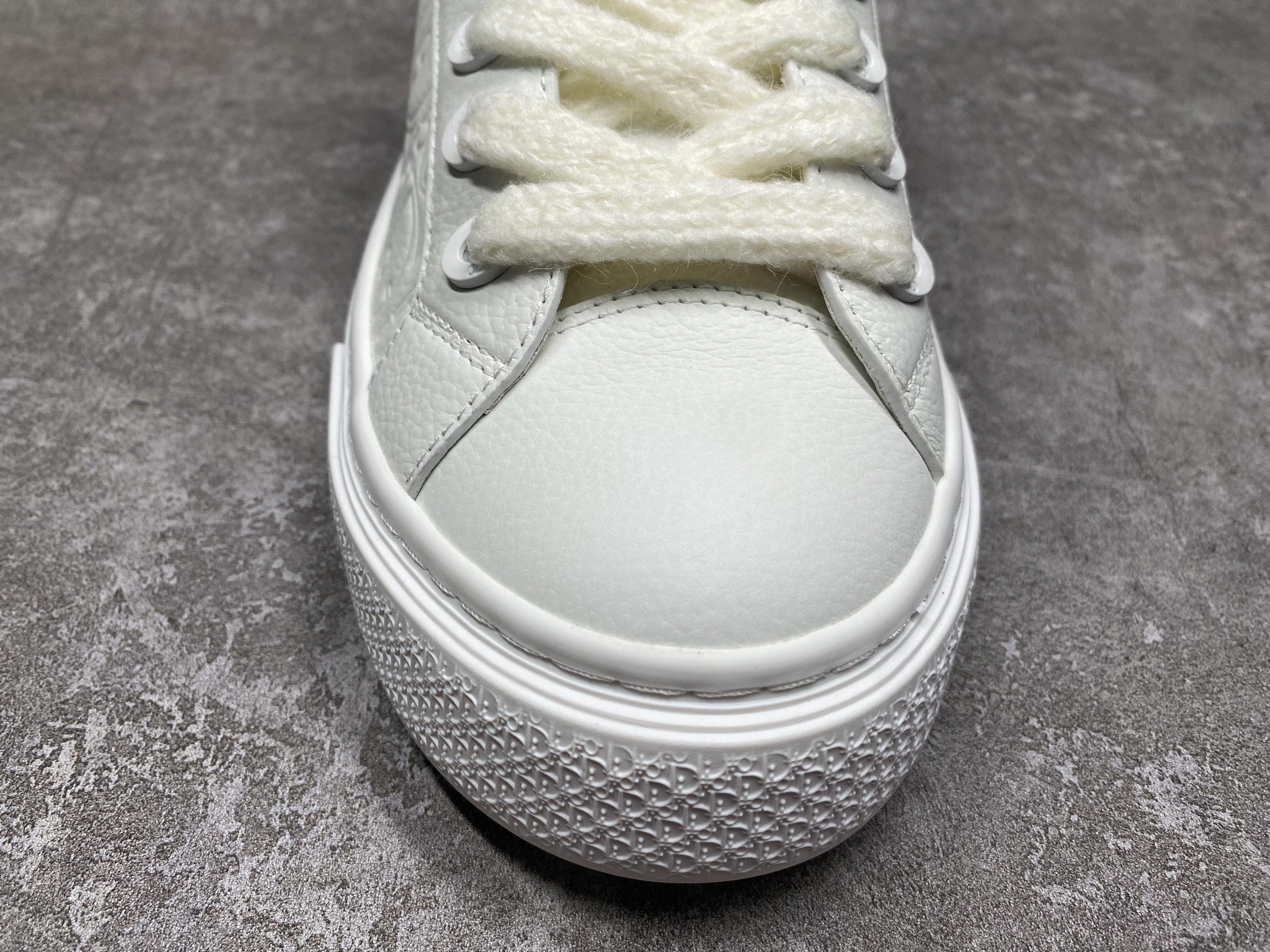 ua D*or b33 sneaker