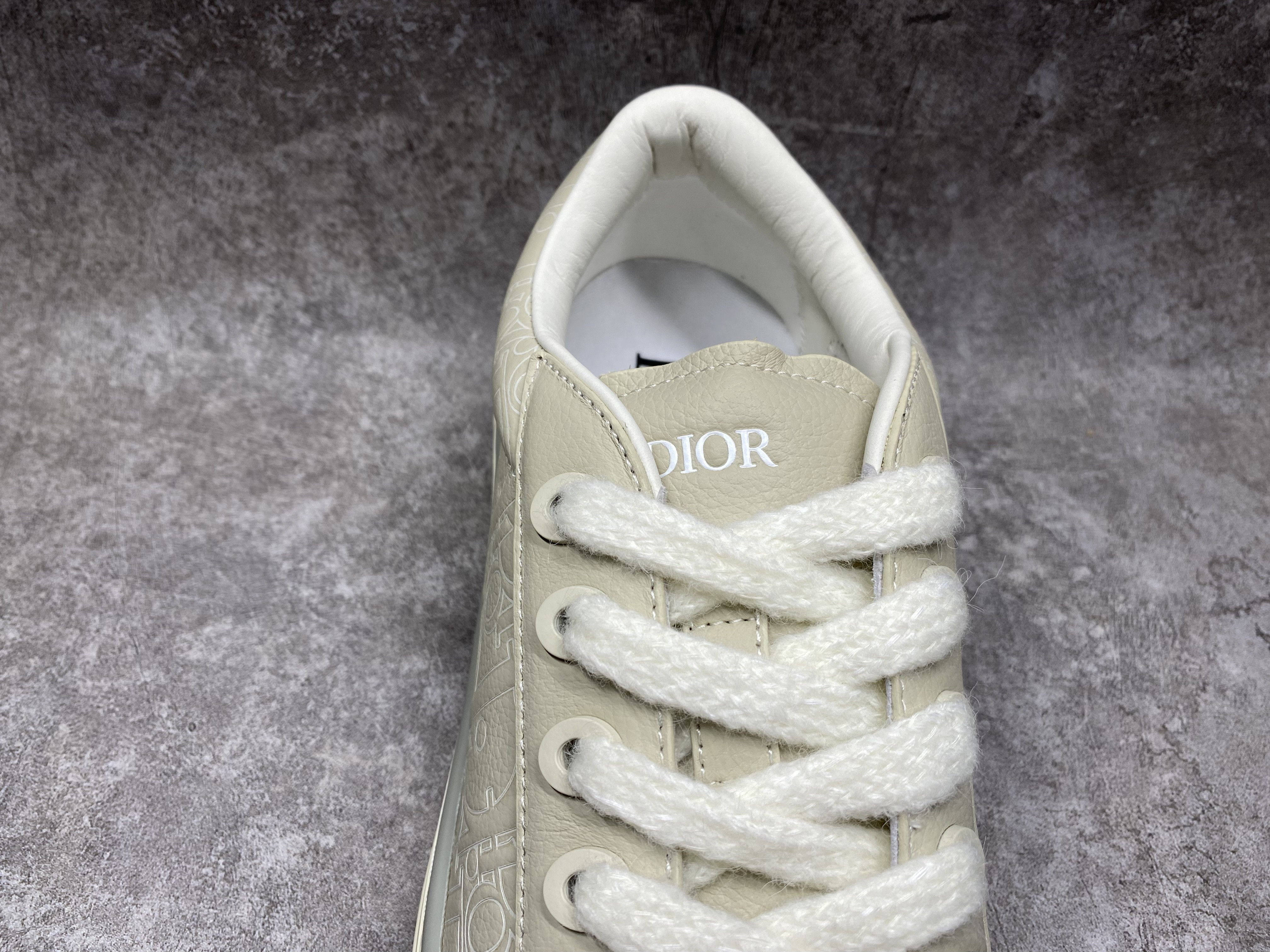 ua D*or b33 sneaker