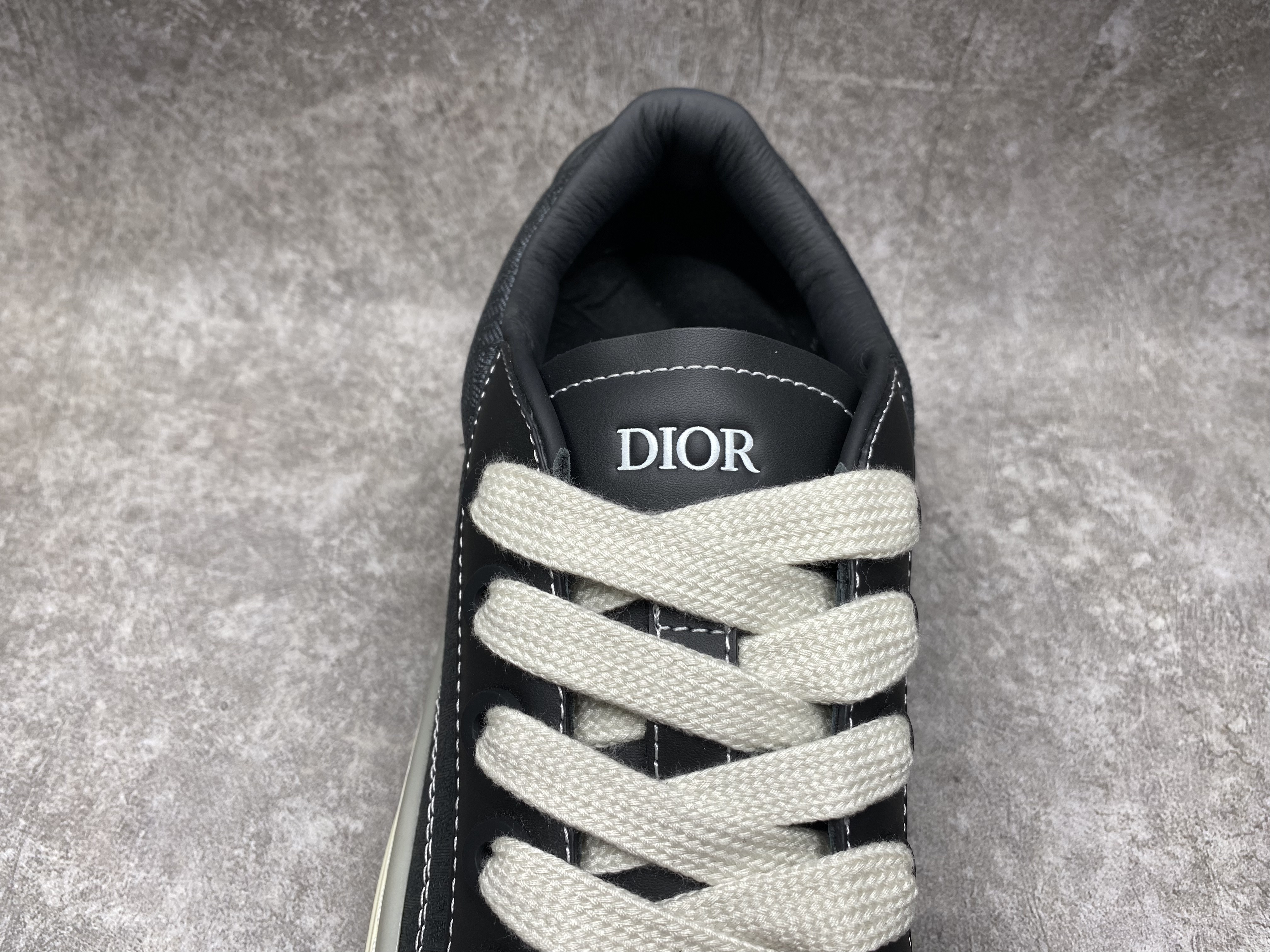 ua D*or b33 sneaker