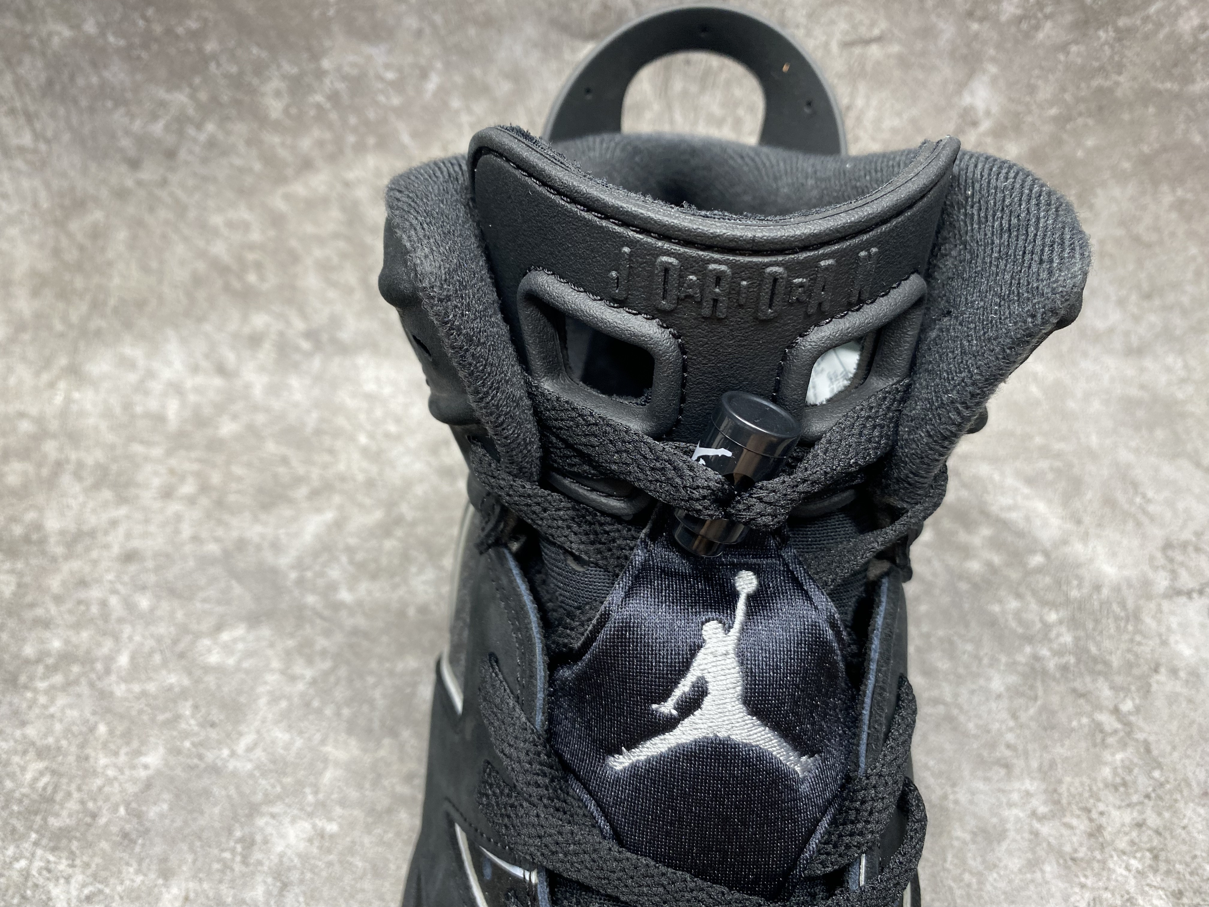 UA AIR Jordan 6 Retro