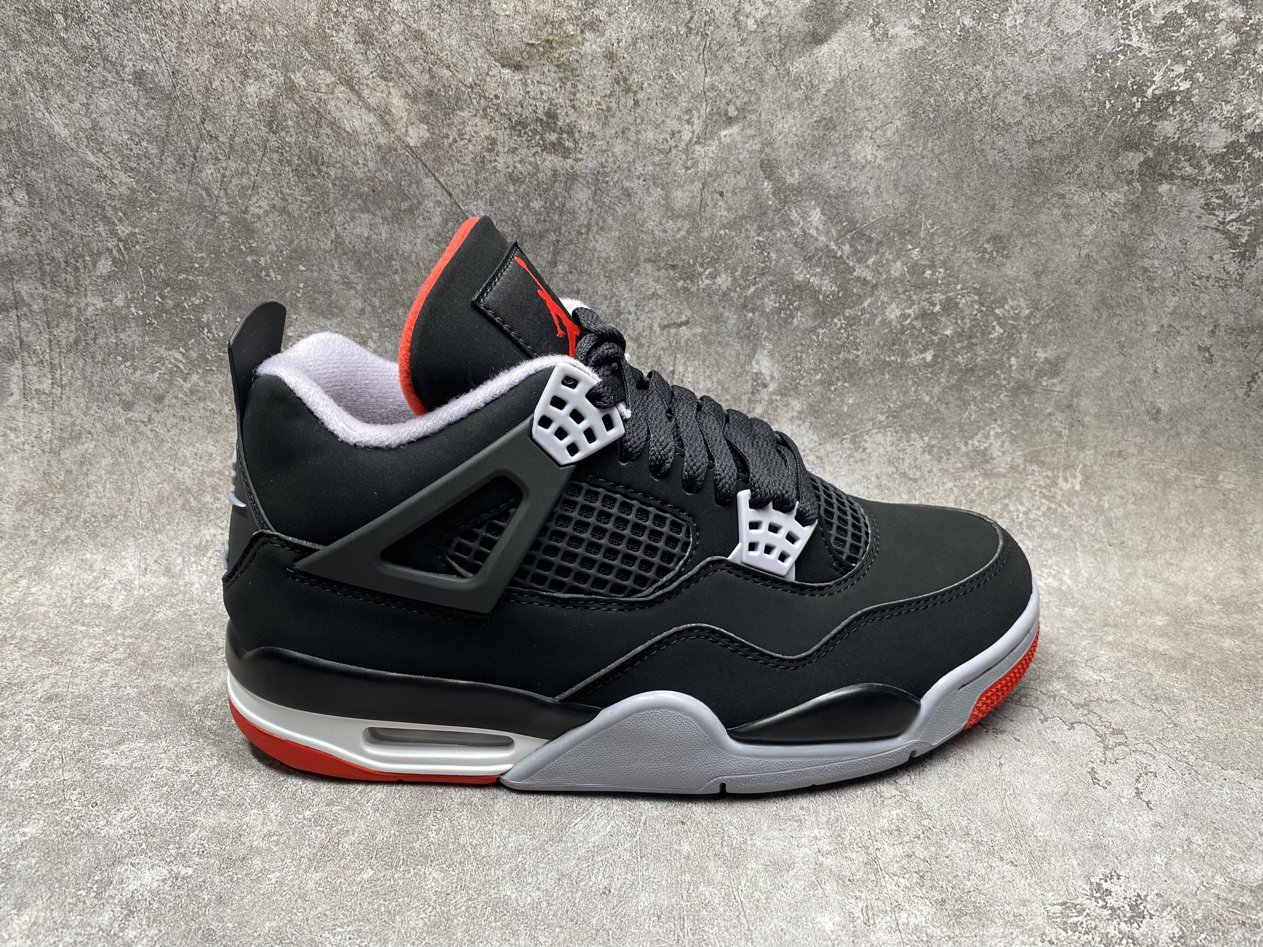 UA Air Jordan 4 Retro OG Bred (2026)