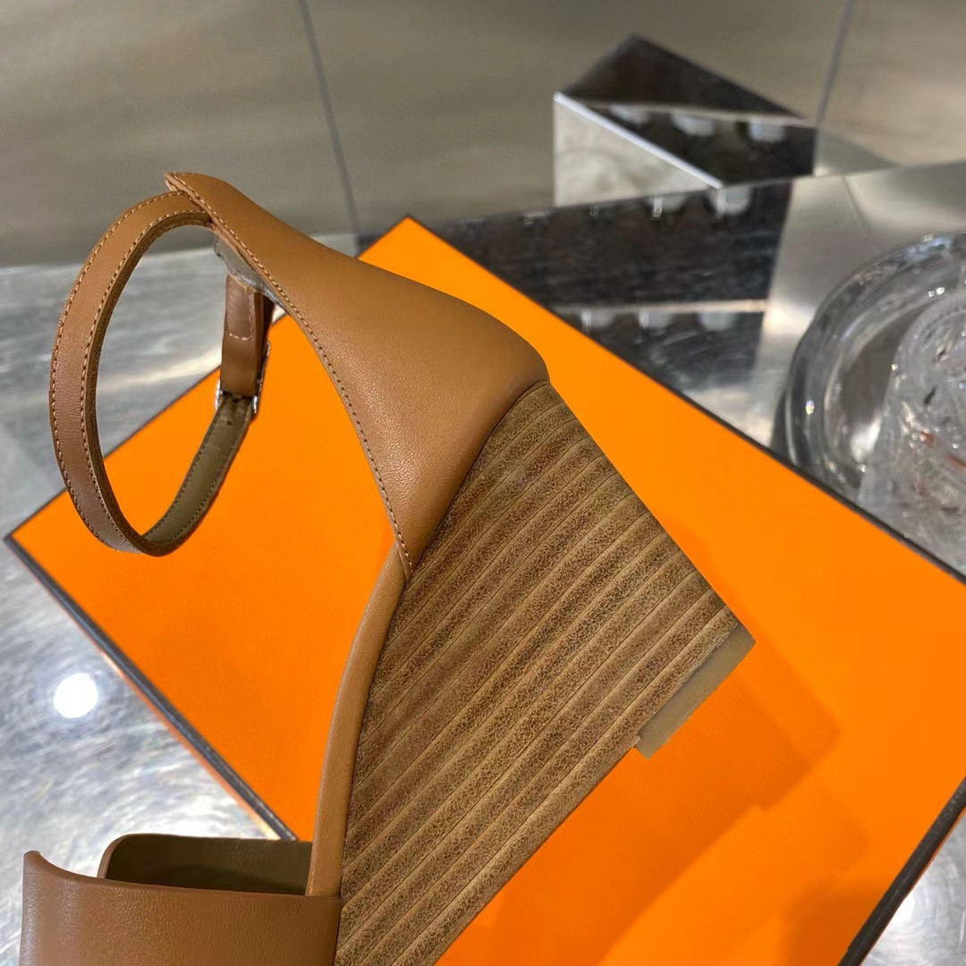 ua H**mes legend sandal