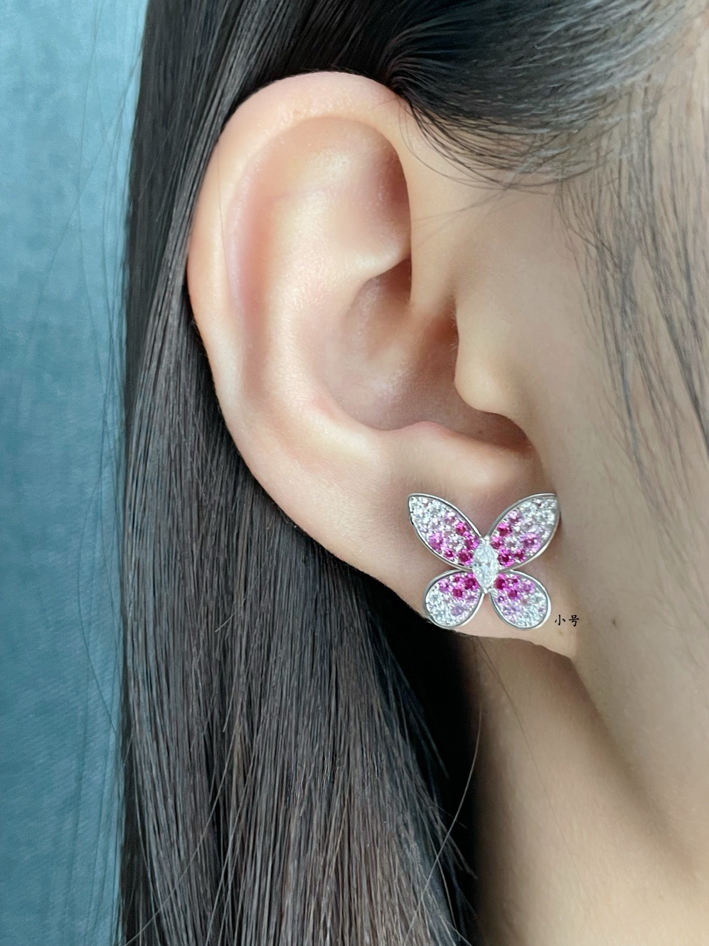 Gr*ff small earrings