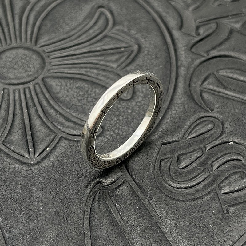 Ch**me He**ts 3mm smooth ring