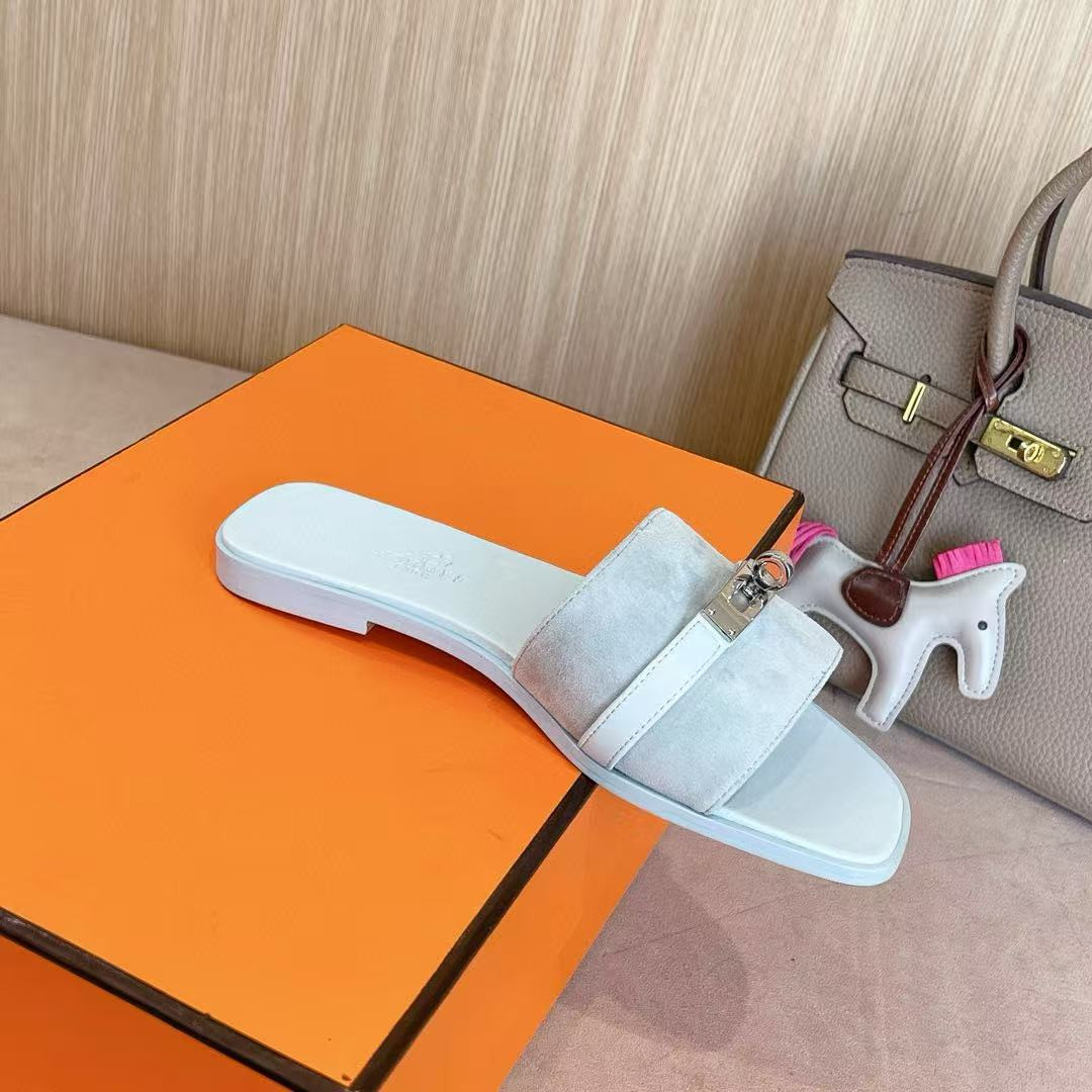 ua H**mes giulia sandal
