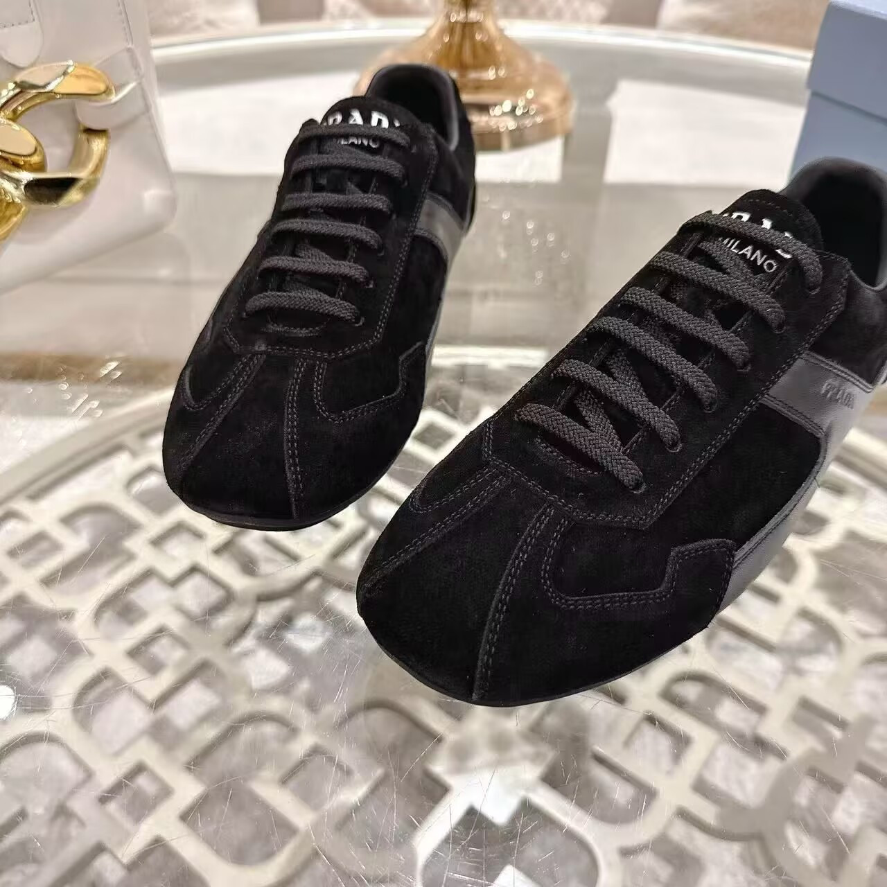 ua Pra*a sneakers