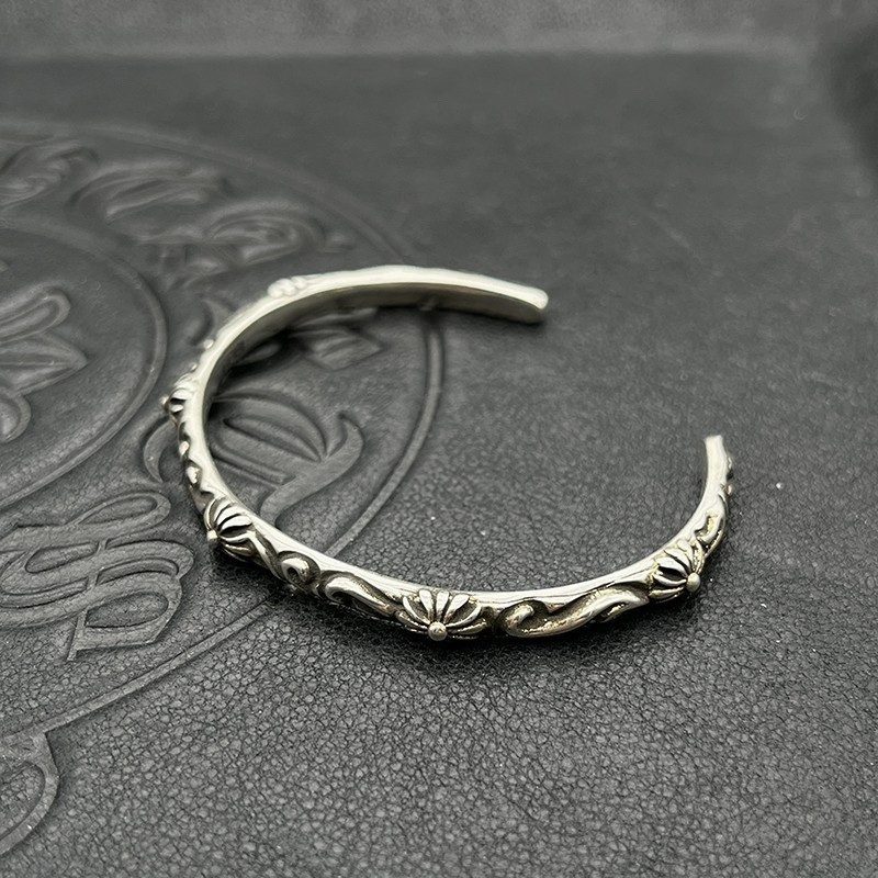 Ch**me He**ts cross and vine open bangle bracelet