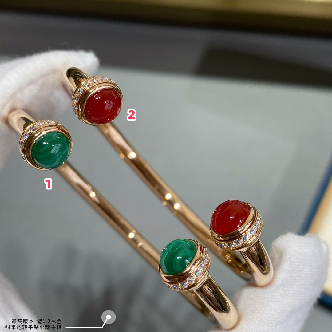 P1aget half-di*m*nd rotating ball bracelet