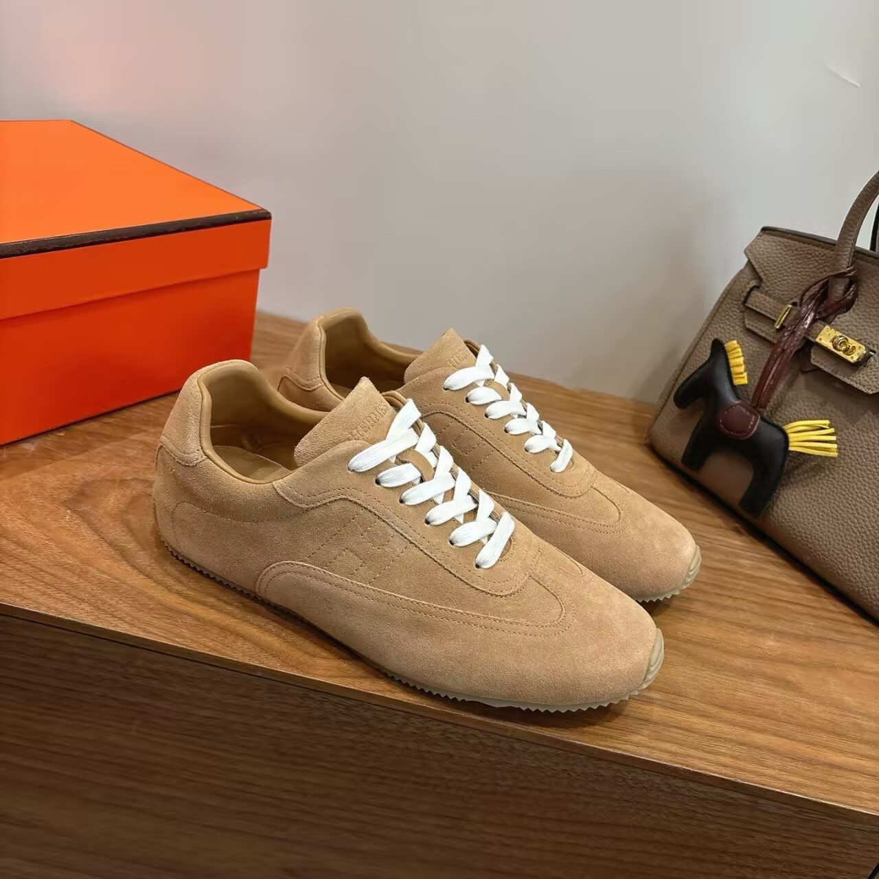 ua H**mes master sneaker