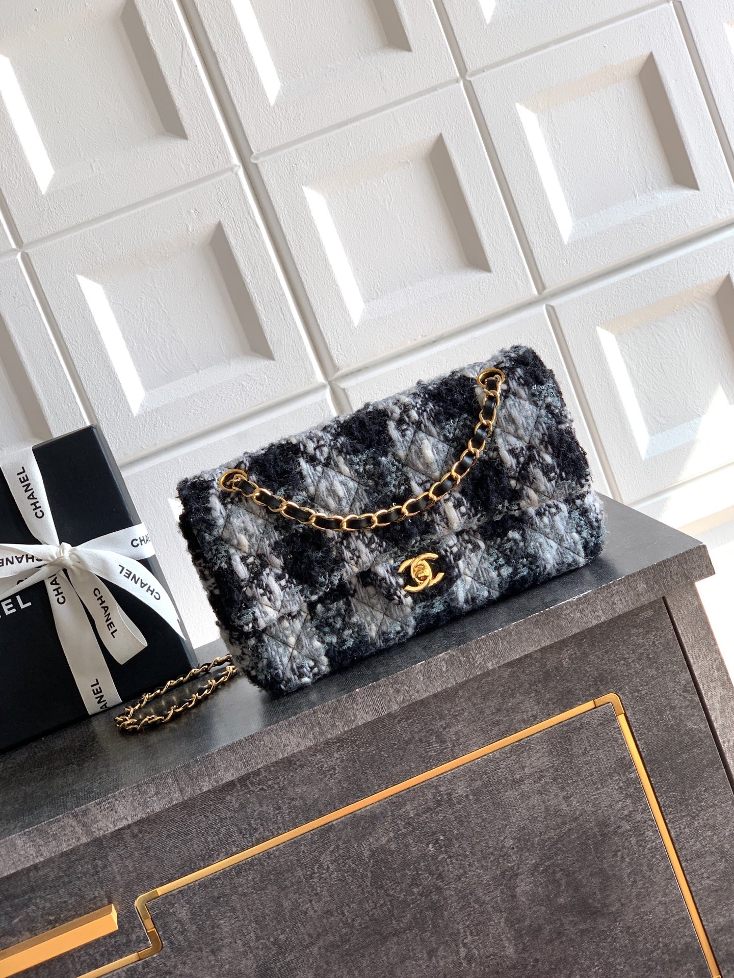 Ch*el flap bag 25x15x6.5cm