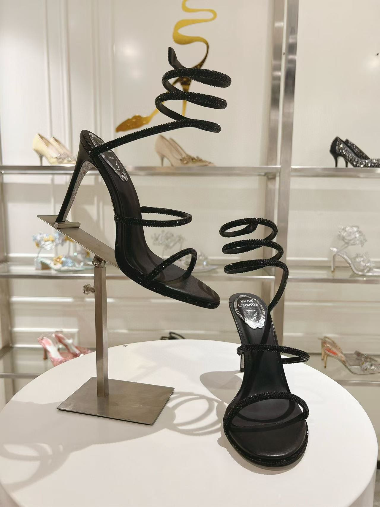 ua renÉ Ca0v1LLa cleo pumps sandals 95mm