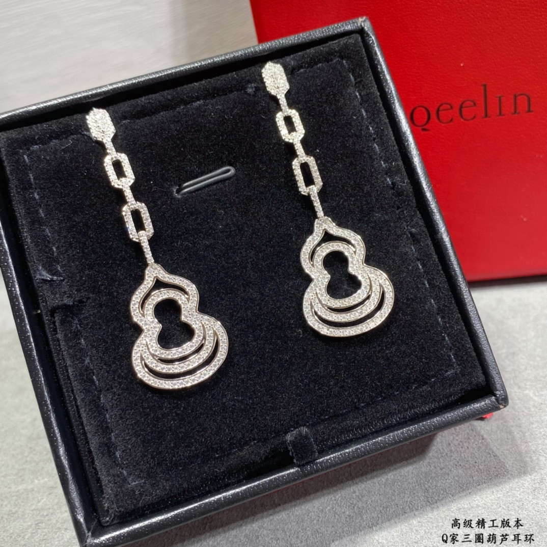 Qee1in triple hoop gourd earrings