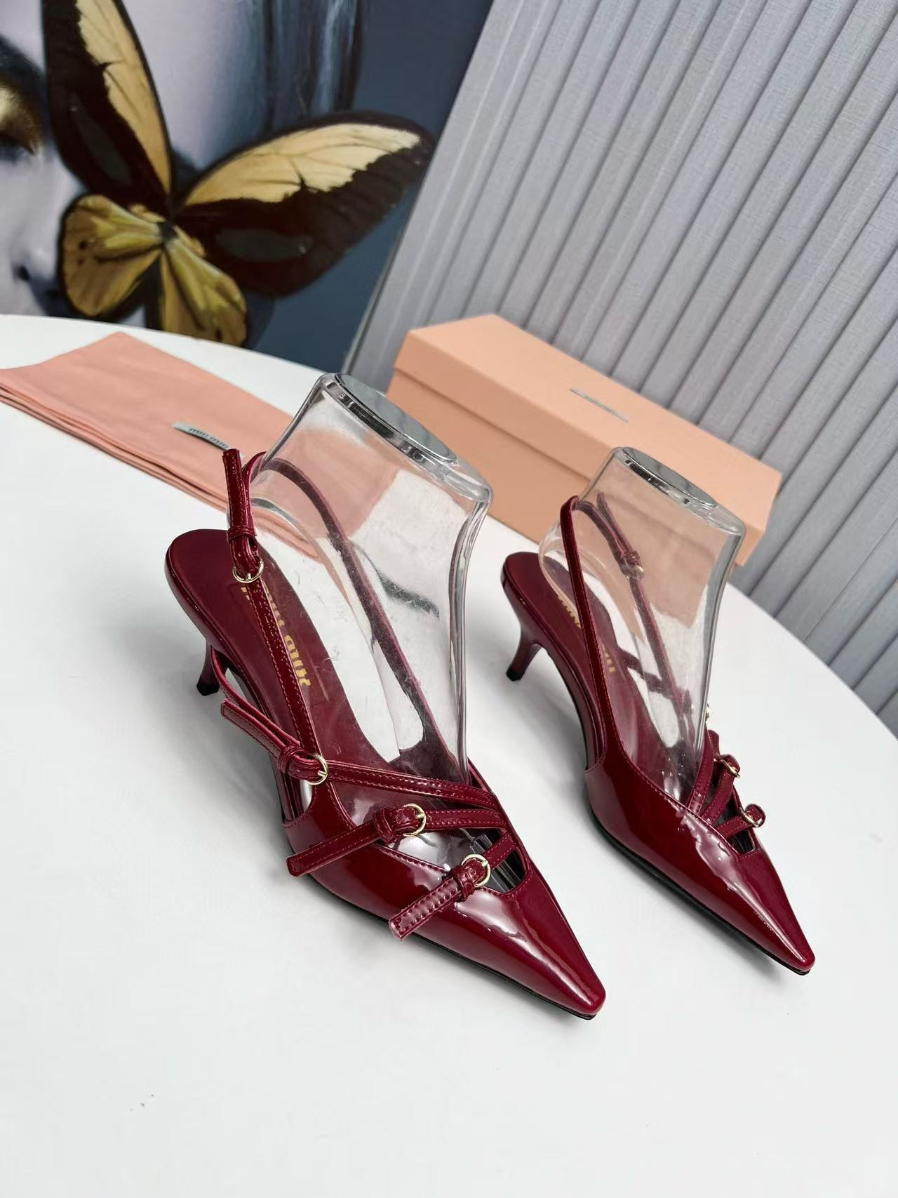 ua M1v M1v slingbacks with buckles