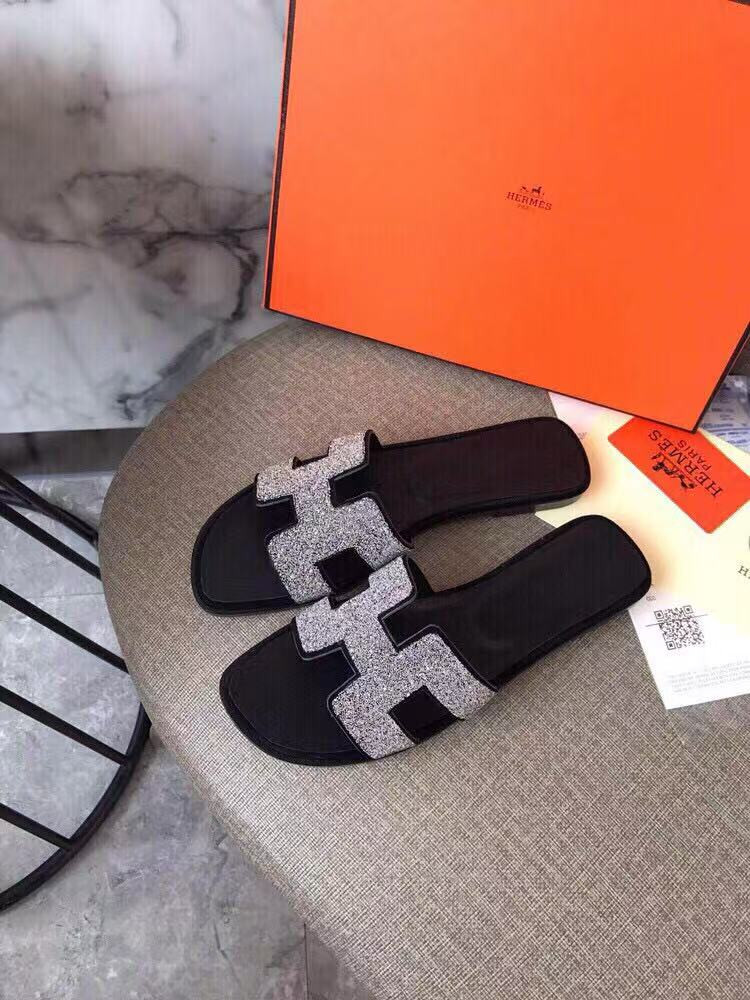 ua H**mes oran sandal