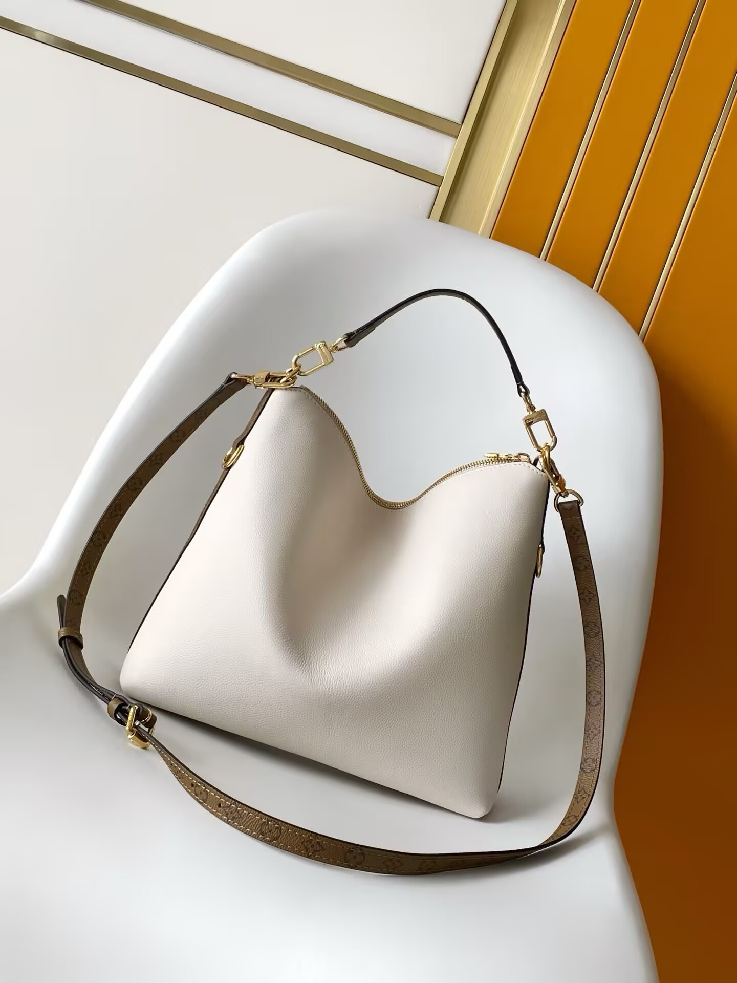 LV Multipass M29094 30x26x10cm