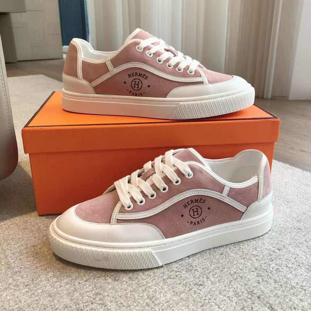 ua H**mes get sneaker