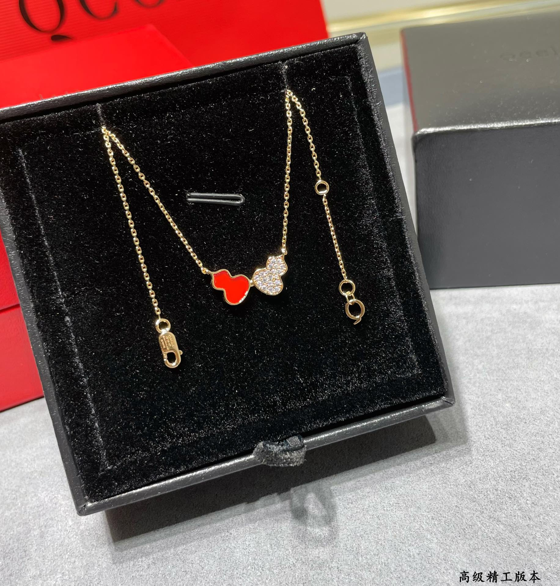 Qee1in wulu double gourd necklace