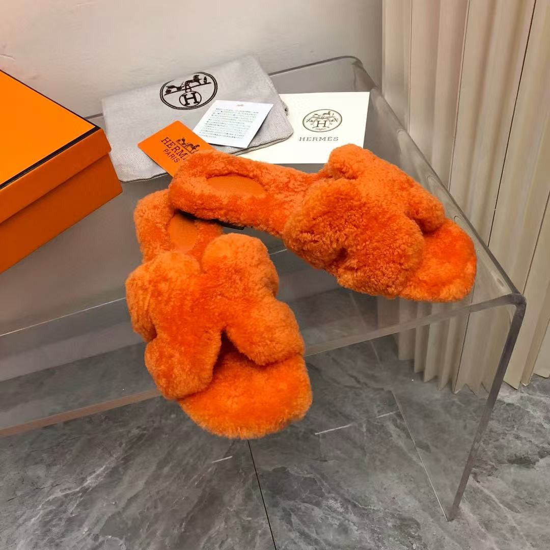 ua H**mes oran sandal
