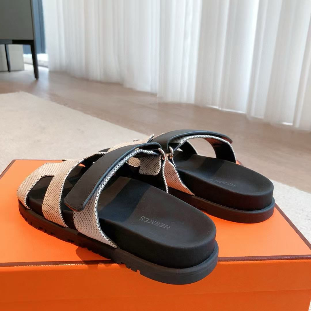 ua H**mes chypre sandal