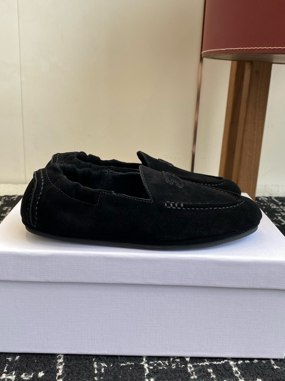 ua Ce**e adam loafer