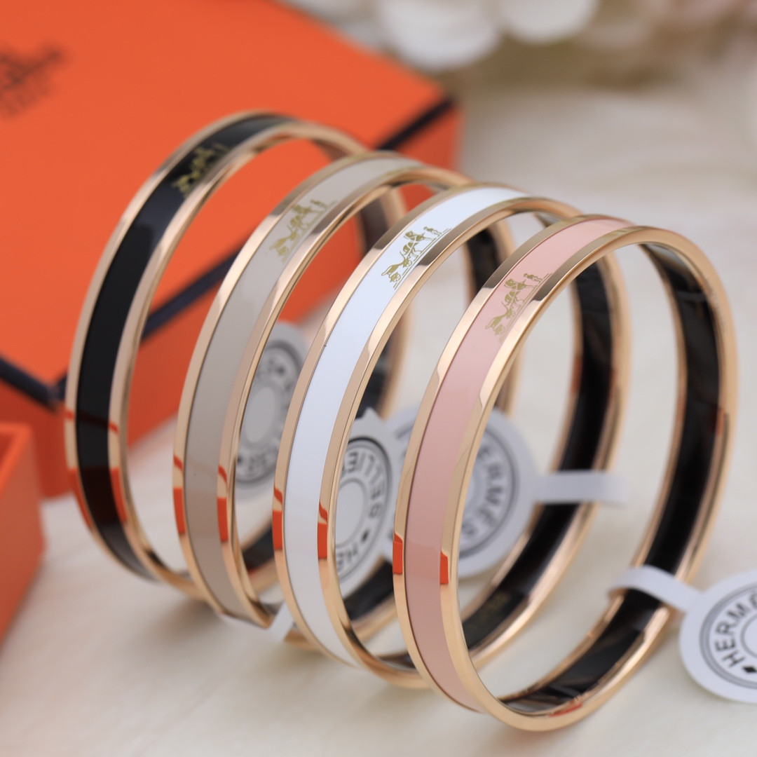 h**mes enamel bracelet(cusT0mized products cannot be returned or exchanged)