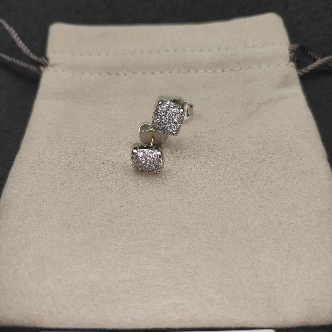 dau1d Yvrm*n 9mm four claws full of di*m*nds earrings
