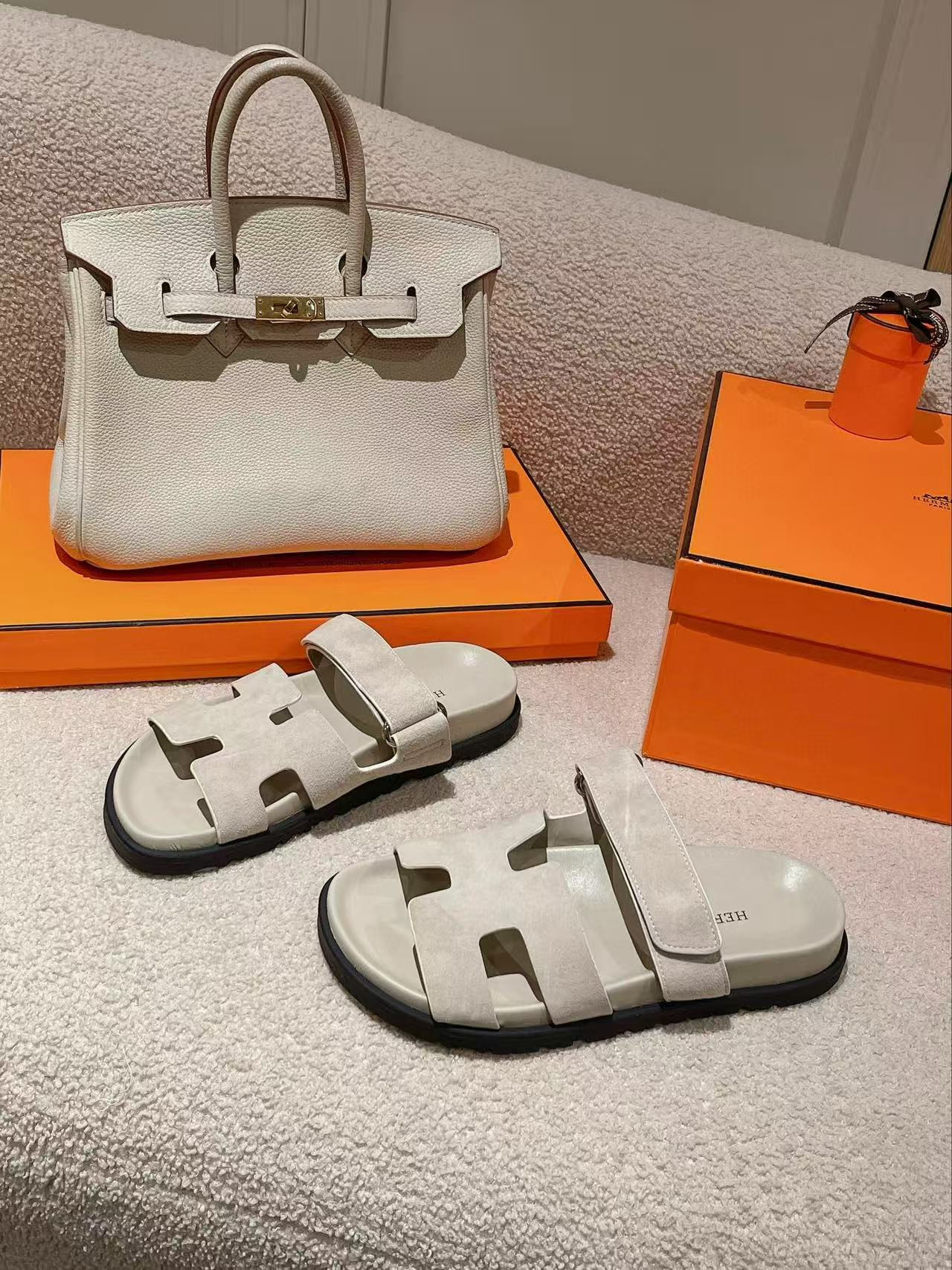 ua H**mes chypre sandal