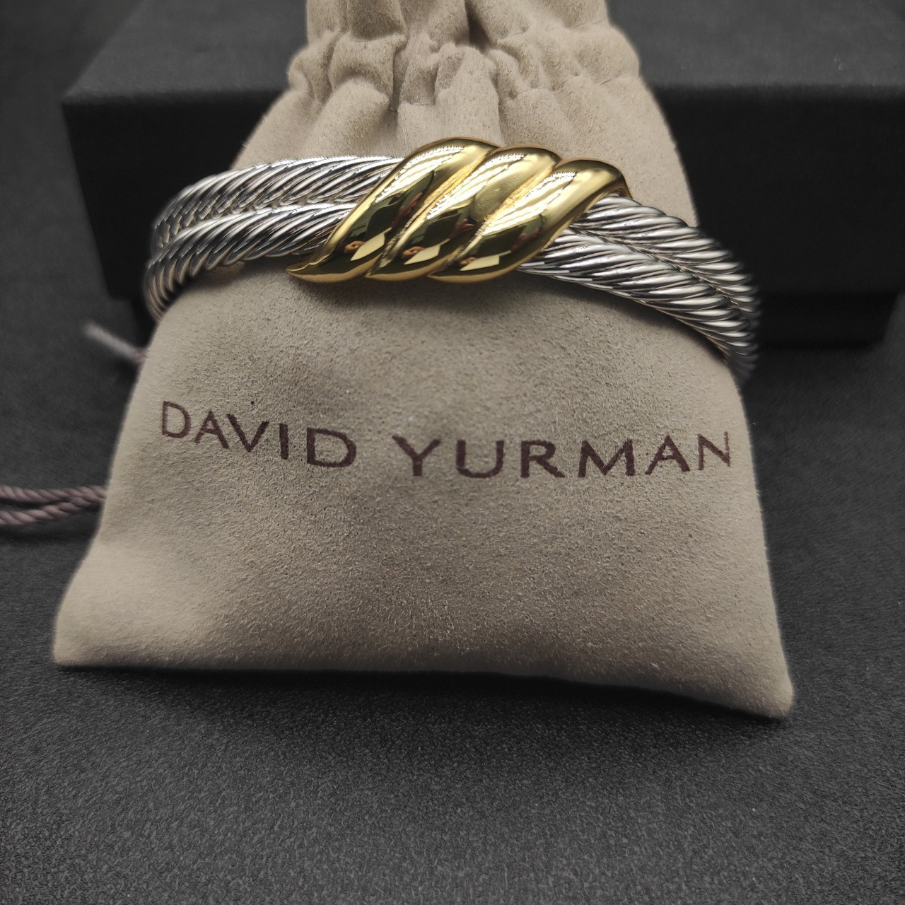 dau1d Yvrm*n 10mm wrap bracelet(wrist circumference 15-20cm)