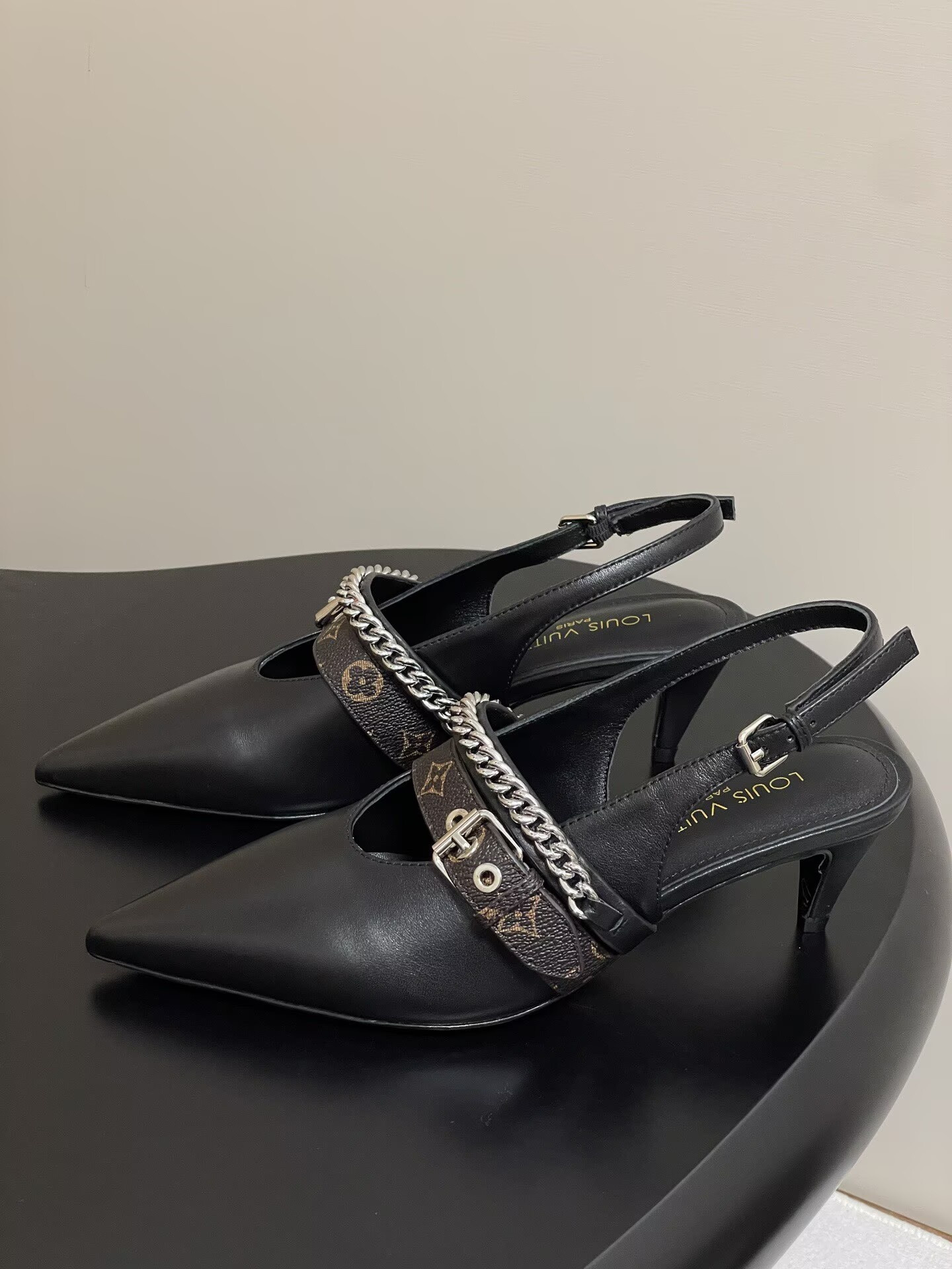 UA LV Vibe Slingback