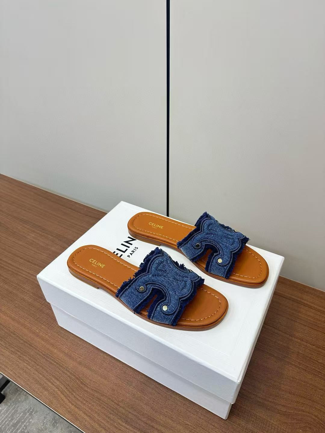 ua ce**e marina fringed mule in De*1m