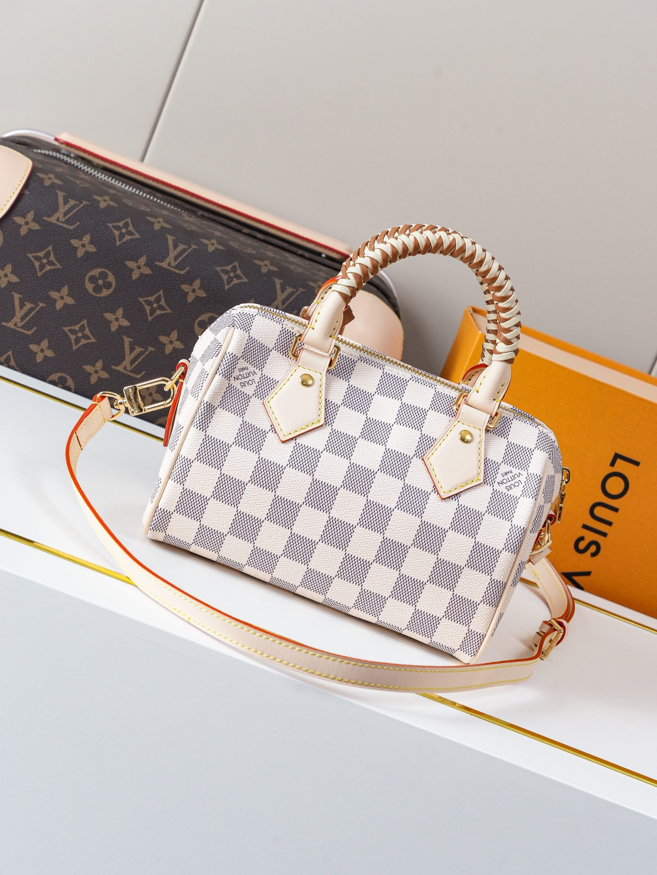 LV Speedy Bandoulière 20 N40950 20.5x13.5x12cm