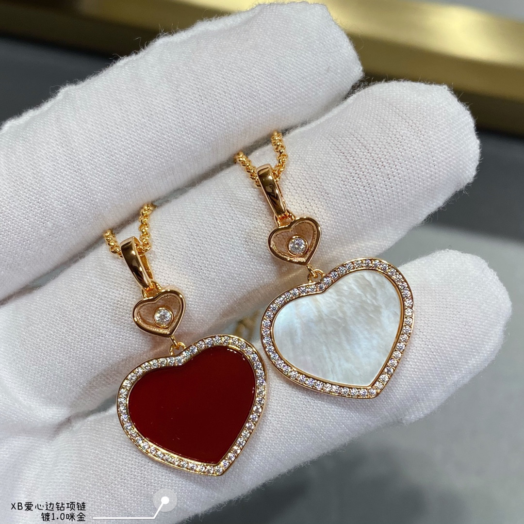 Ch0pard heart-shaped edge di*m*nd mother-of-pearl necklace